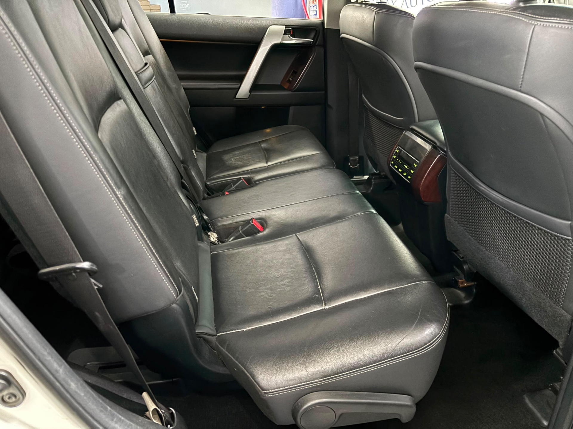 2016 Toyota Prado Vx 4.0 V6 A/T — photo 10