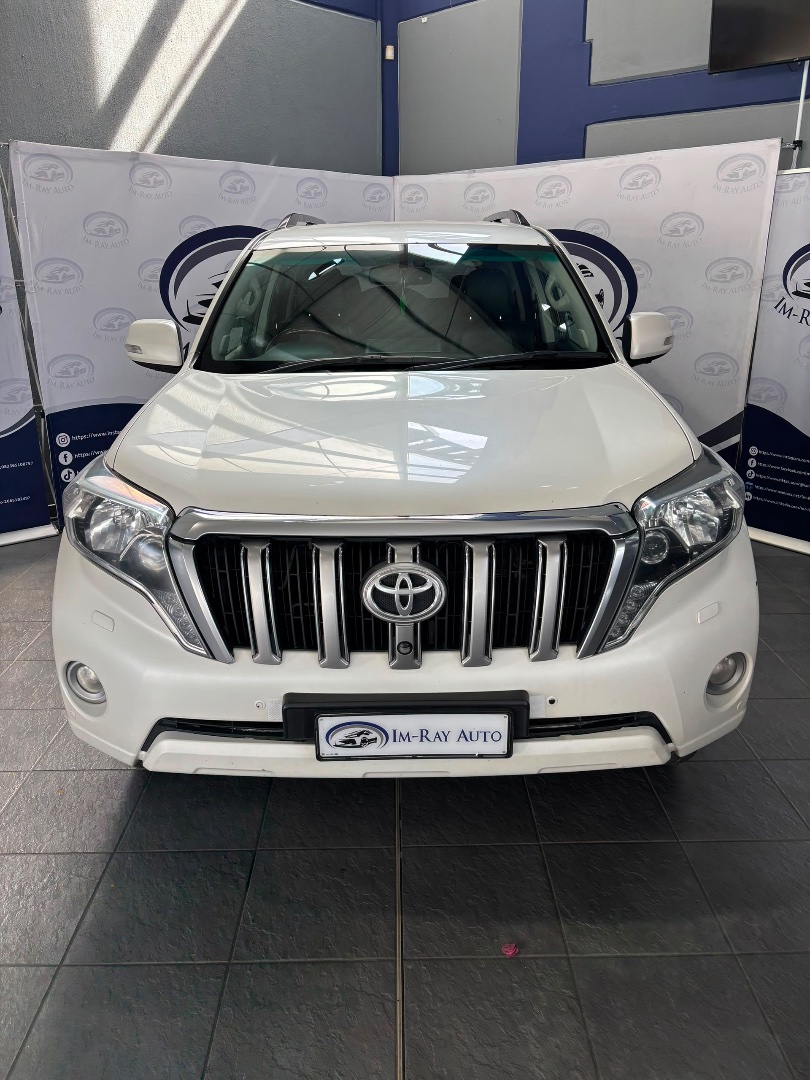 2016 Toyota Prado Vx 4.0 V6 A/T — photo 2