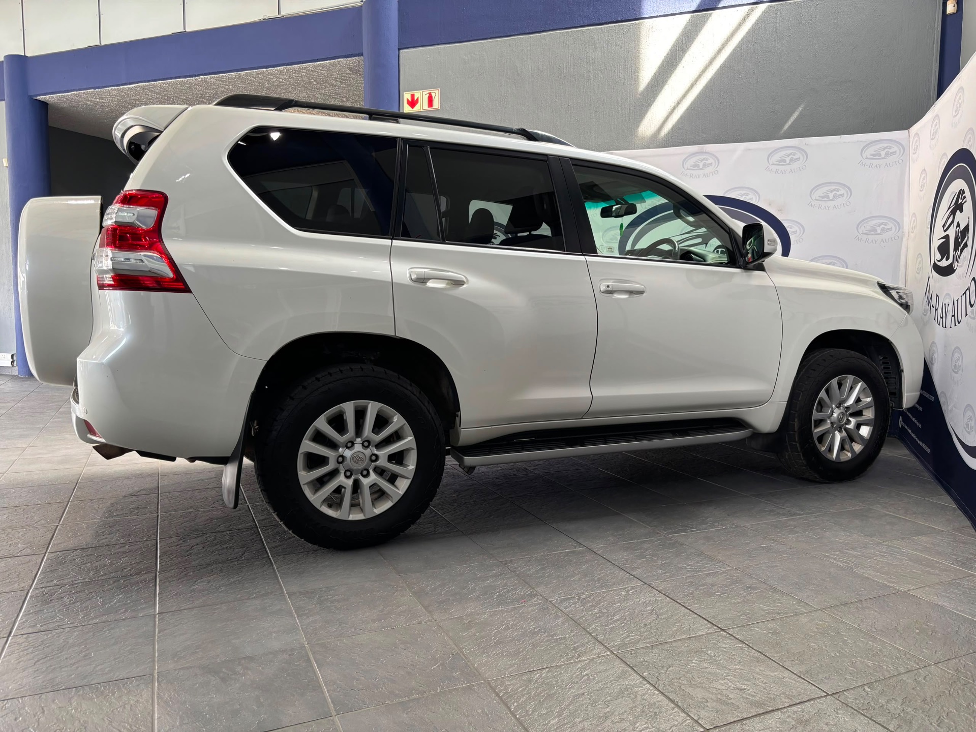 2016 Toyota Prado Vx 4.0 V6 A/T — photo 6