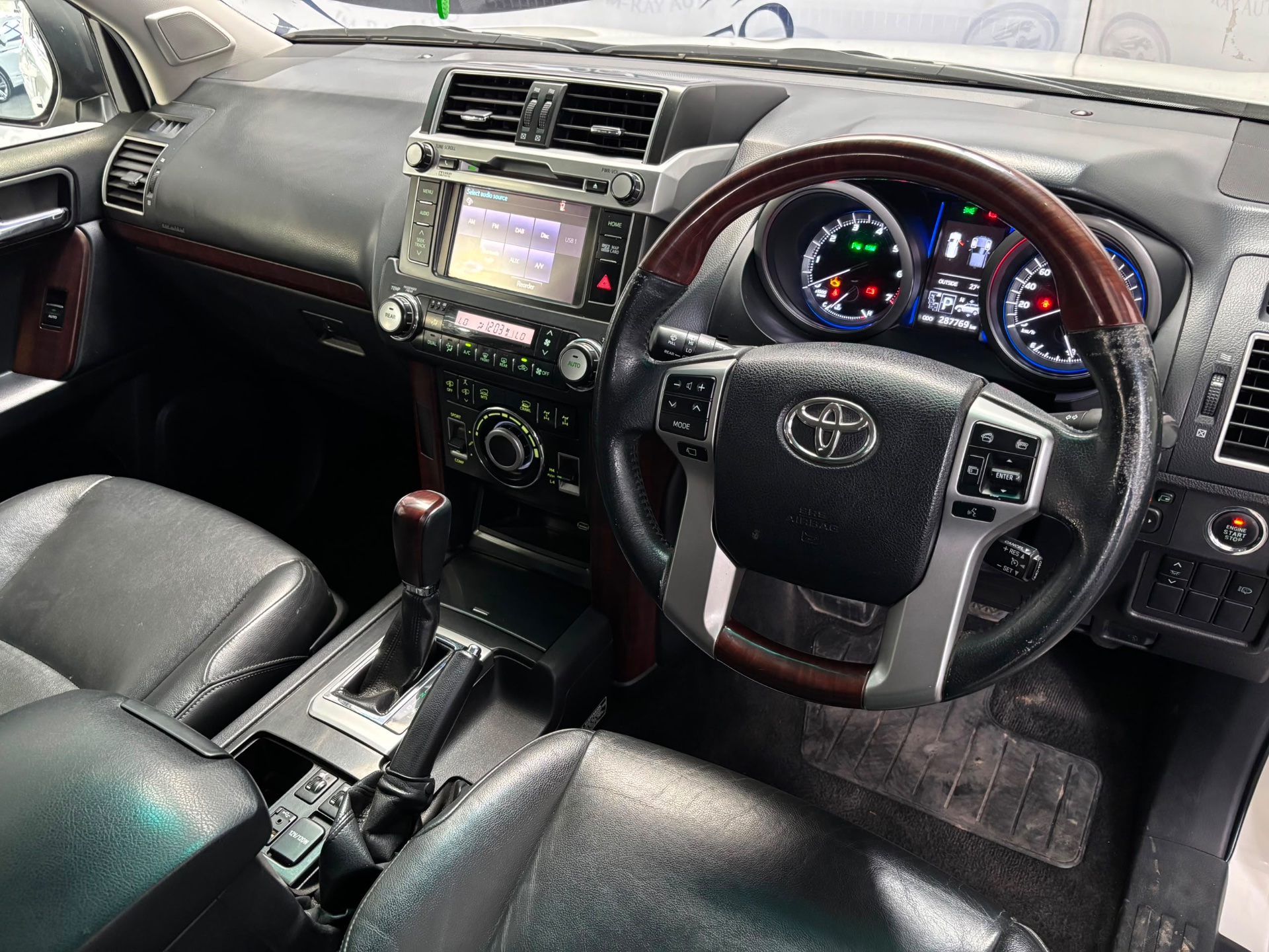 2016 Toyota Prado Vx 4.0 V6 A/T — photo 8