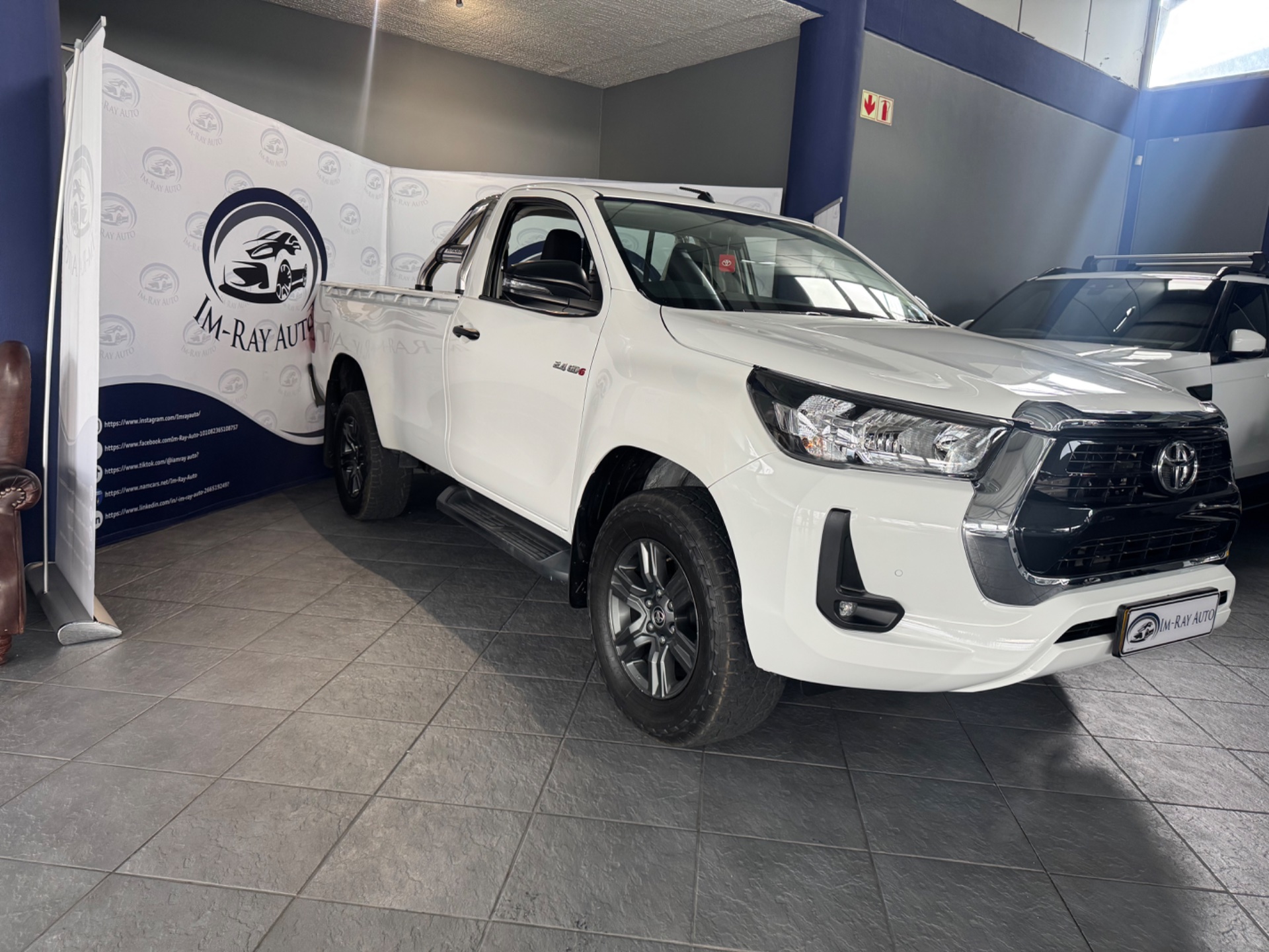 Toyota Hilux 2.4 GD-6 Raider 4X4 P/U S/C
