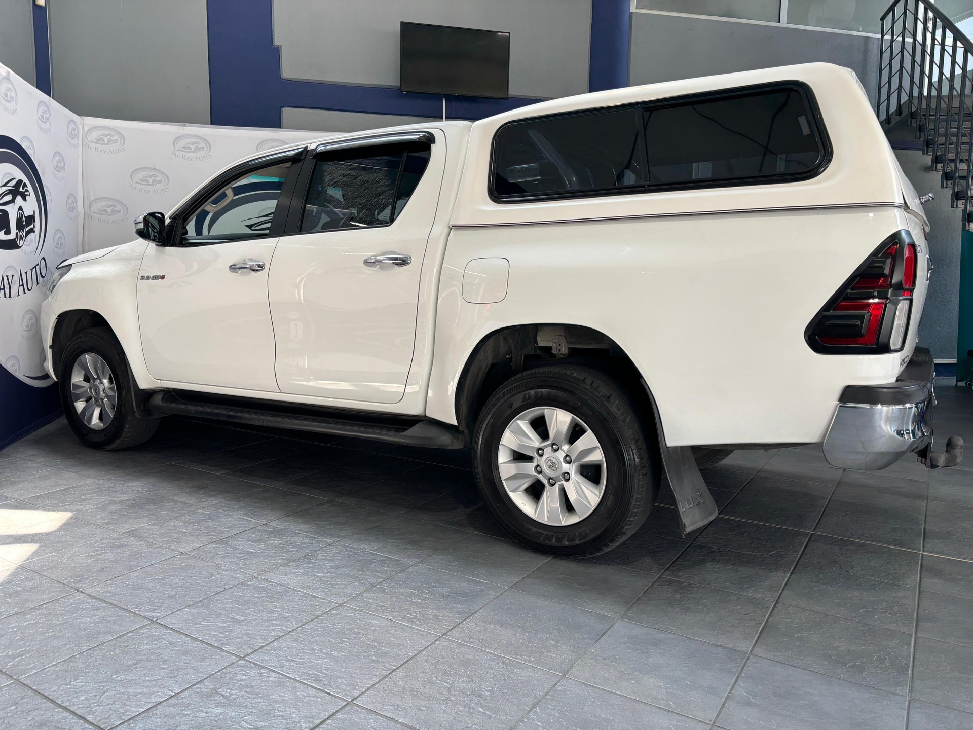 2016 Toyota Hilux 2.8 GD-6 Raider 4X4 A/T P/U D/C — photo 4