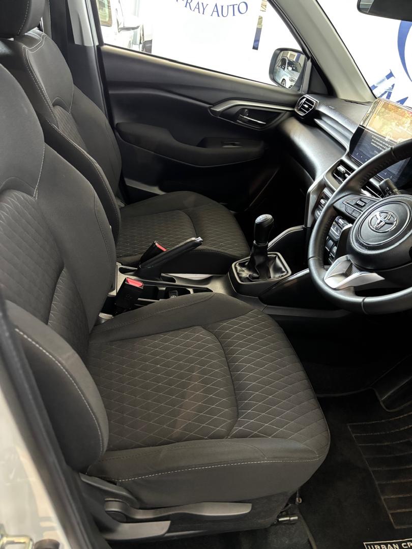 2025 Toyota Urban Cruiser 1.5 Xs — photo 9