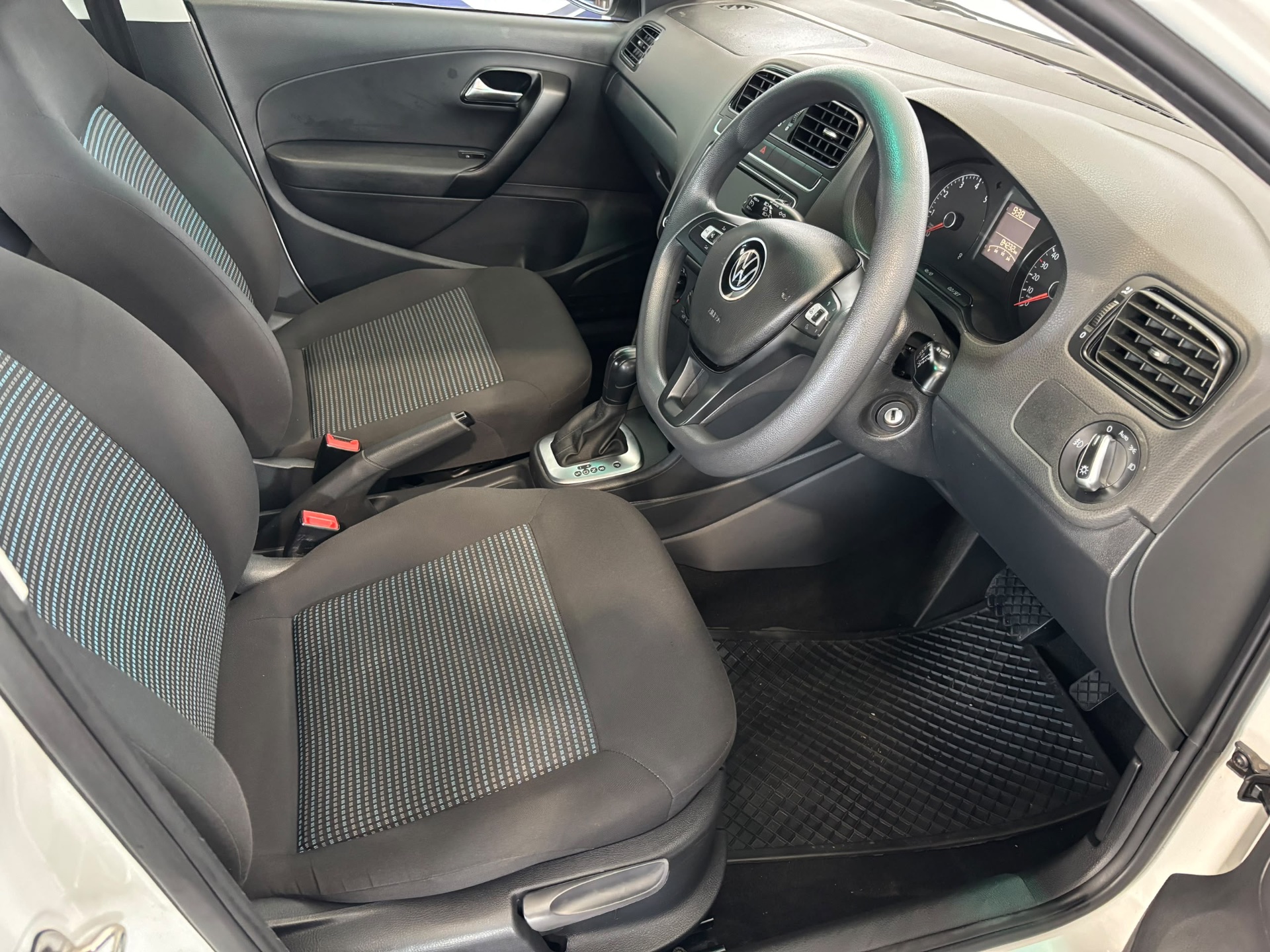 2023 Volkswagen Polo Vivo 1.6 Comfortline  — photo 9